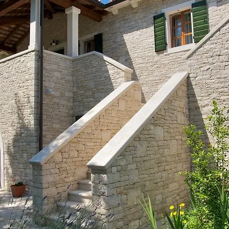 Kringa Villa Tinjan